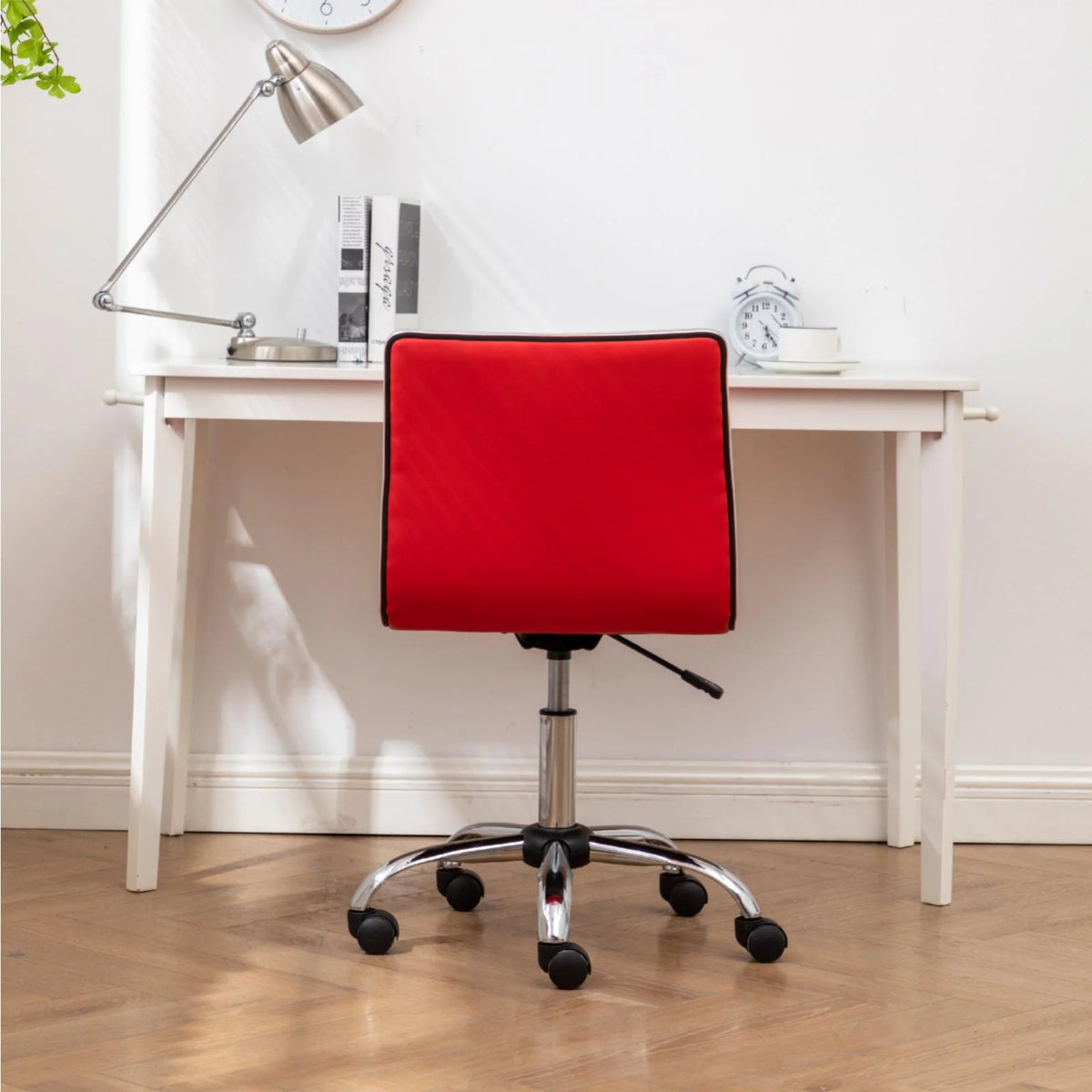White Adjustable Air Lift Office Chair Z391021