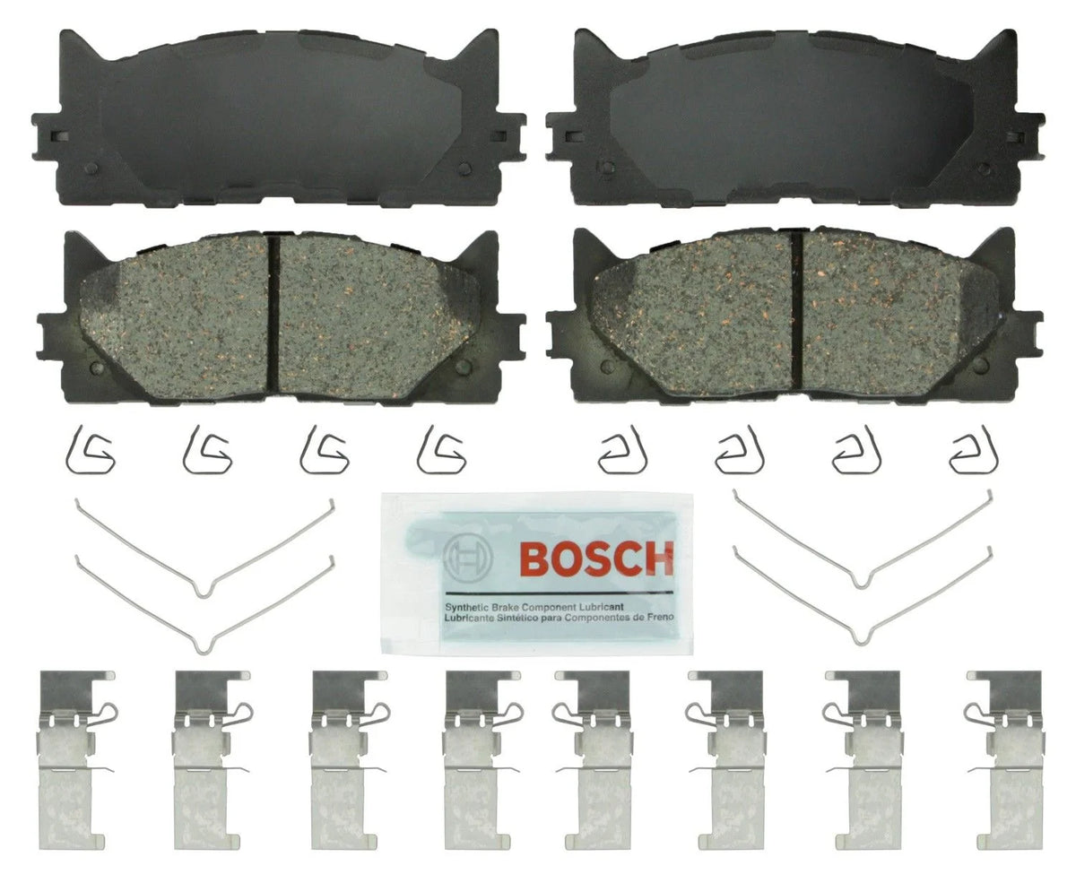 Blue Ceramic Disc Brake Pad Set With Hardware Y927704