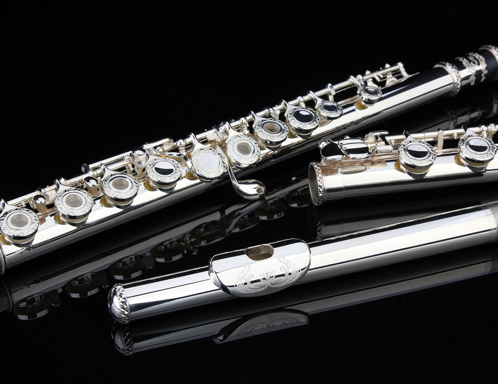 Hand Engraved Silver Plated 17 Hole C Flute with Case M236067