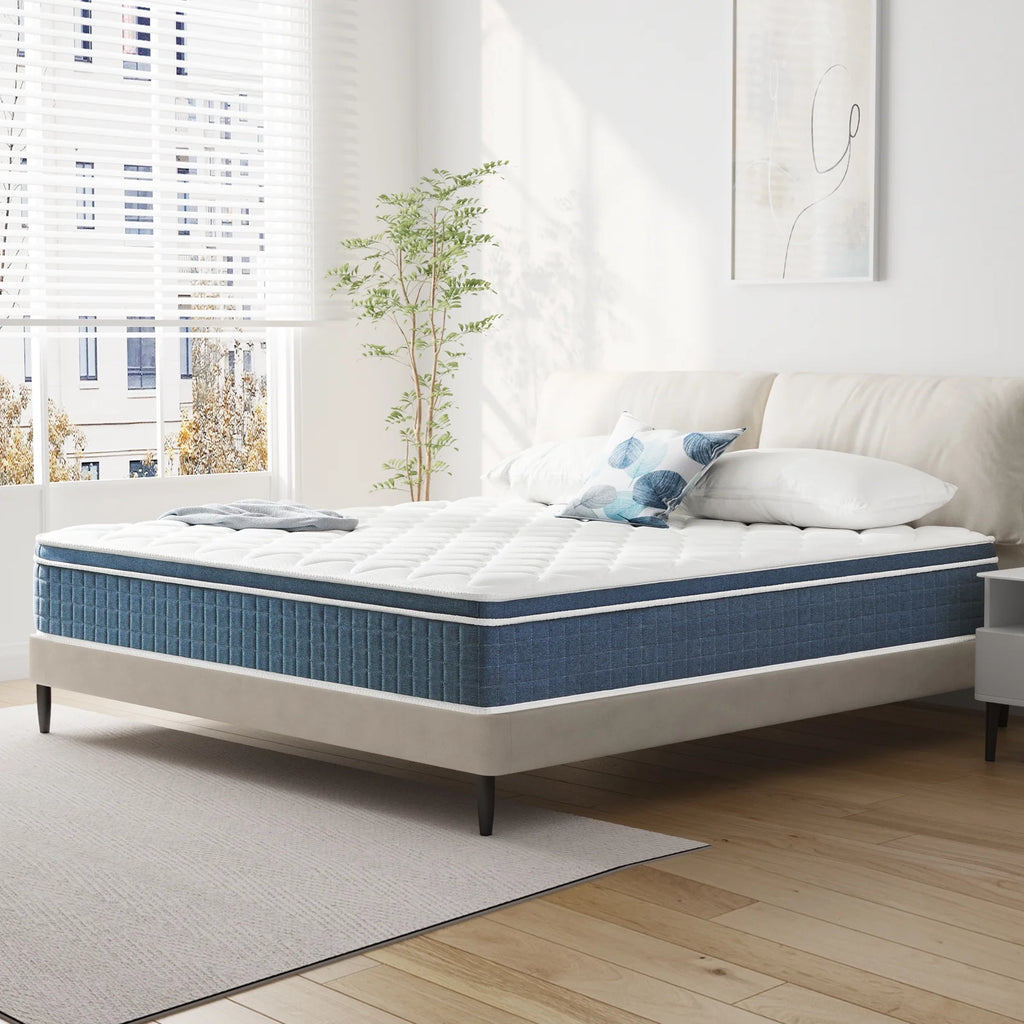 Queen Size Hybrid Innerspring and Gel Memory Foam Mattress L385999